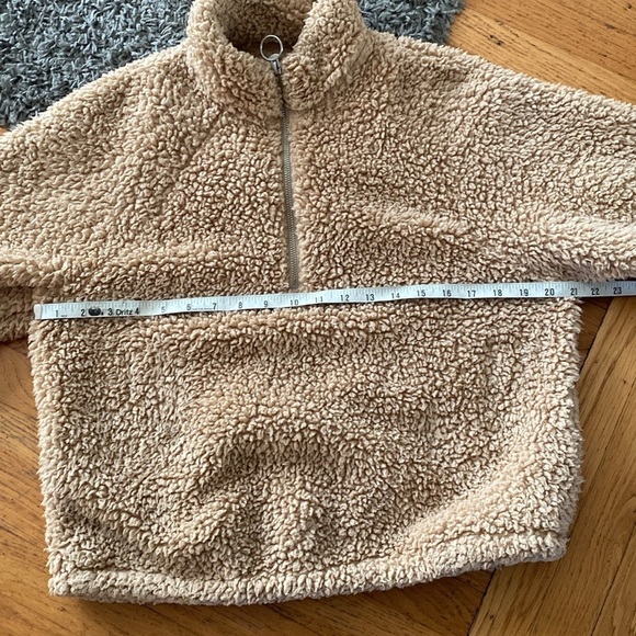 Hollister Teddy Pull Over Sweater Tan Brown Size small - Picture 14 of 15
